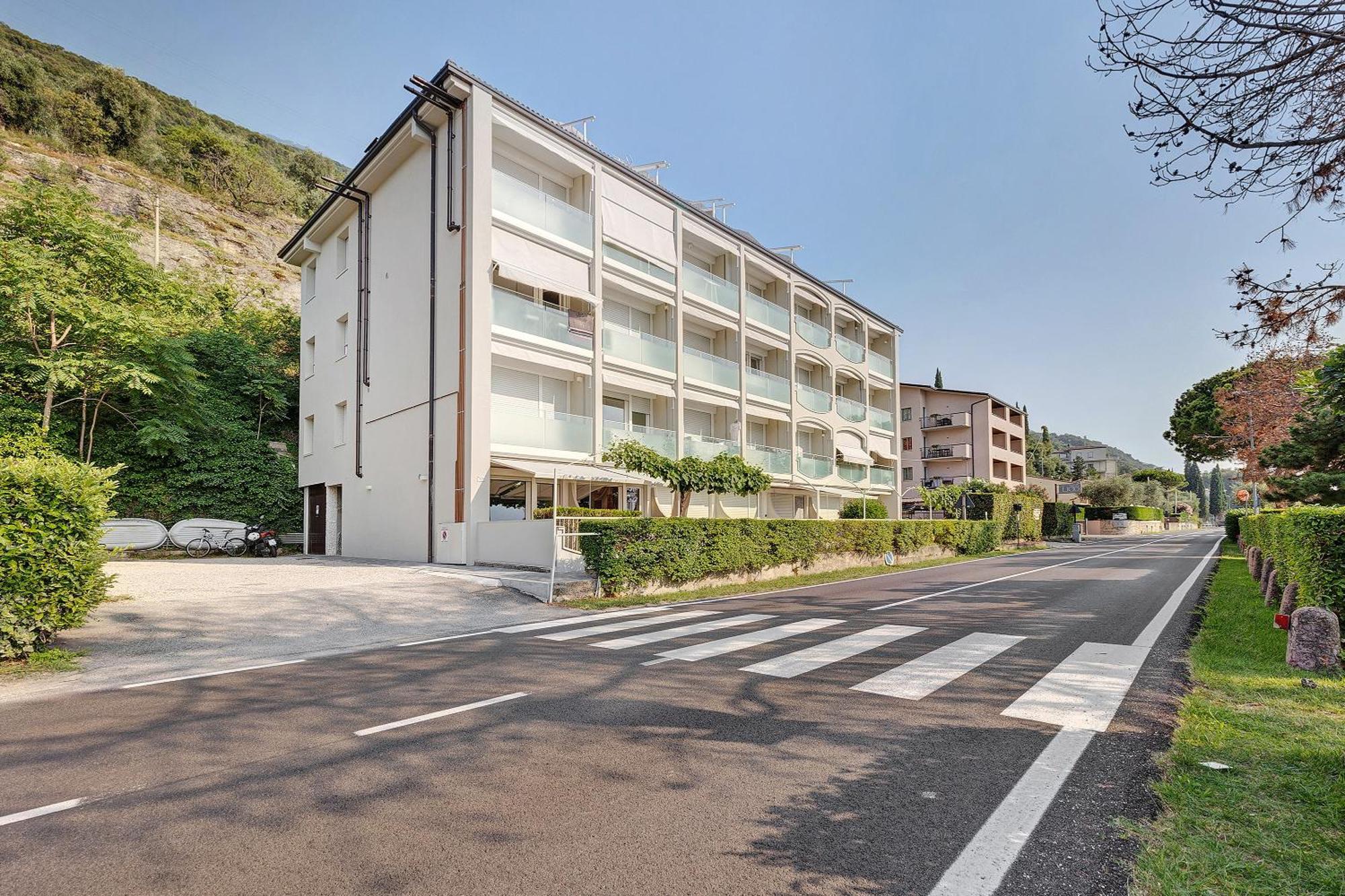 Apt Theo Val Di Sogno Garda Lake Мальчезине Экстерьер фото